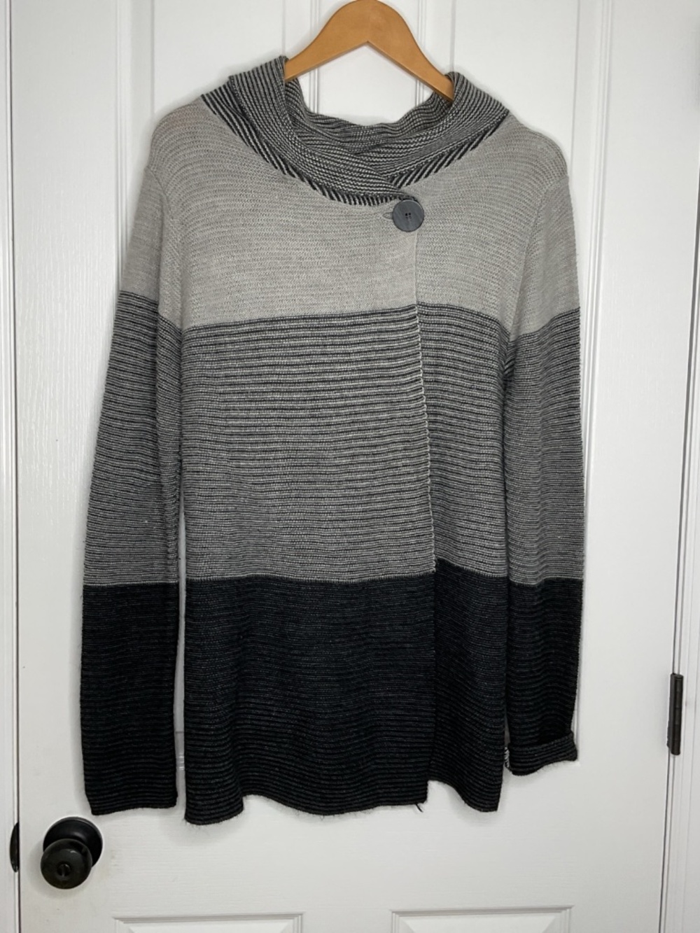 Elisabetta Womens Wool Blend Sweater Coat S Made In Italy Gray Minimalist Collar